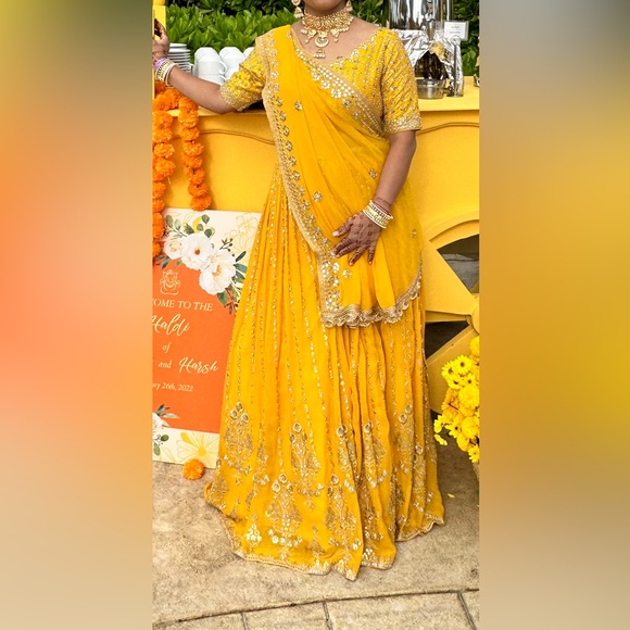khajana boutique usa Lehengas Yellow High Standard Lehenga Choli